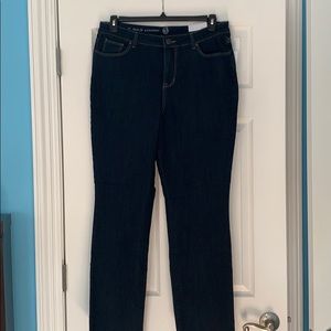 Dark blue jeans straight fit